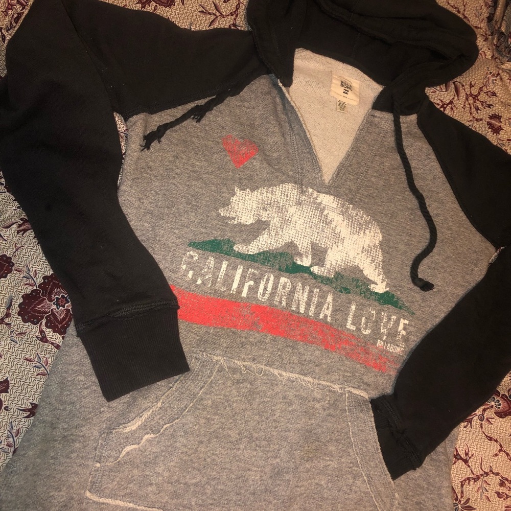 ❌SOLD “California Love” hooded sweater